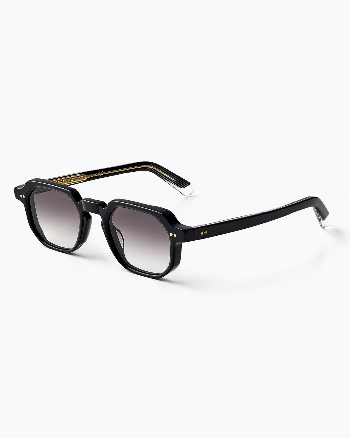 ME & JOE Kubik black sunglasses – three quarter view
