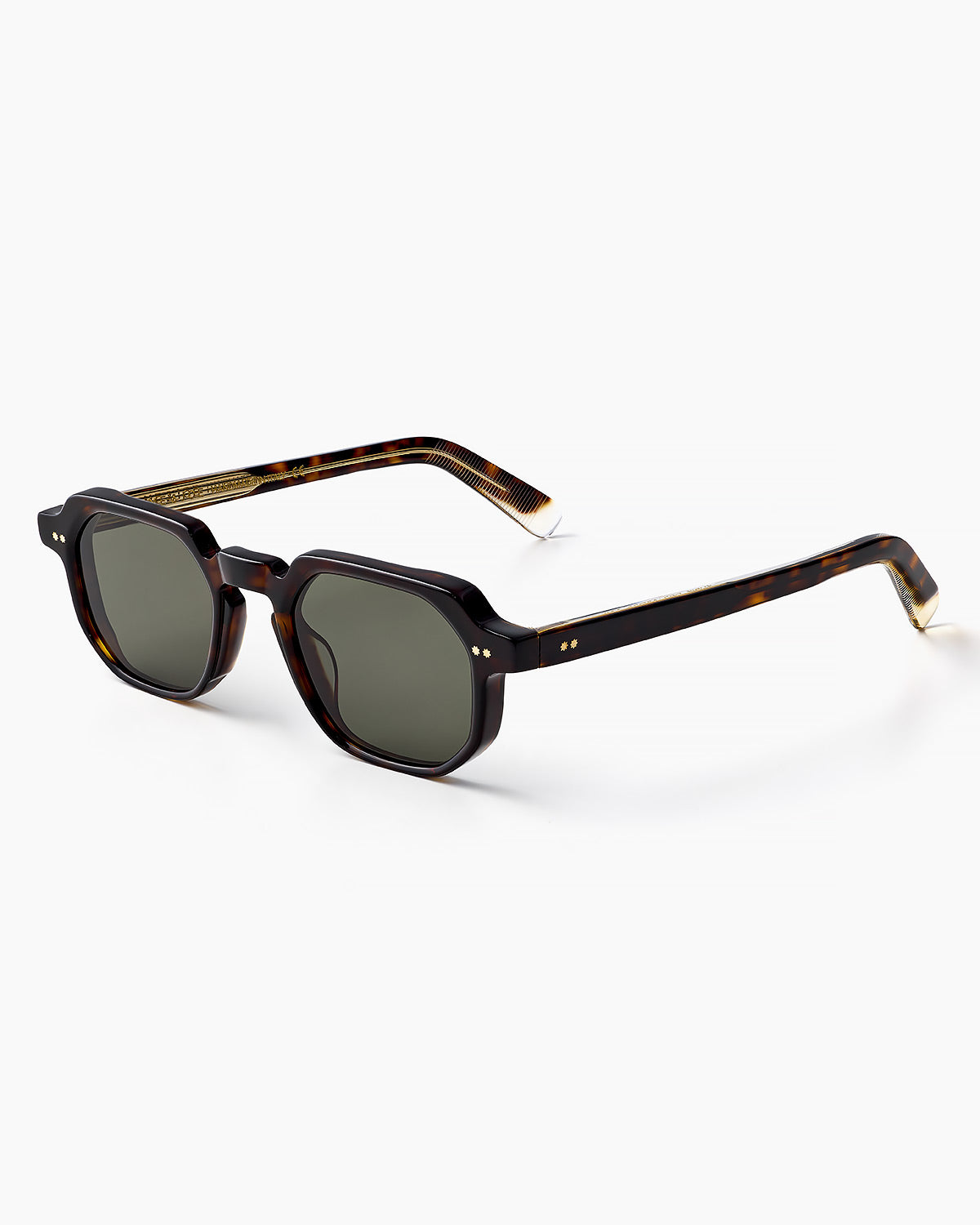 ME & JOE Kubik tortoise sunglasses – three quarter view