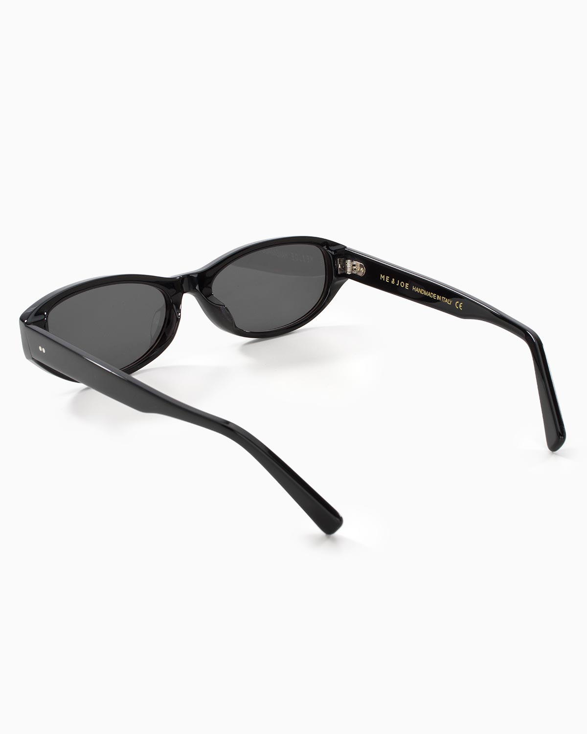 ME & JOE Muse black sunglasses-rear three-quarter view