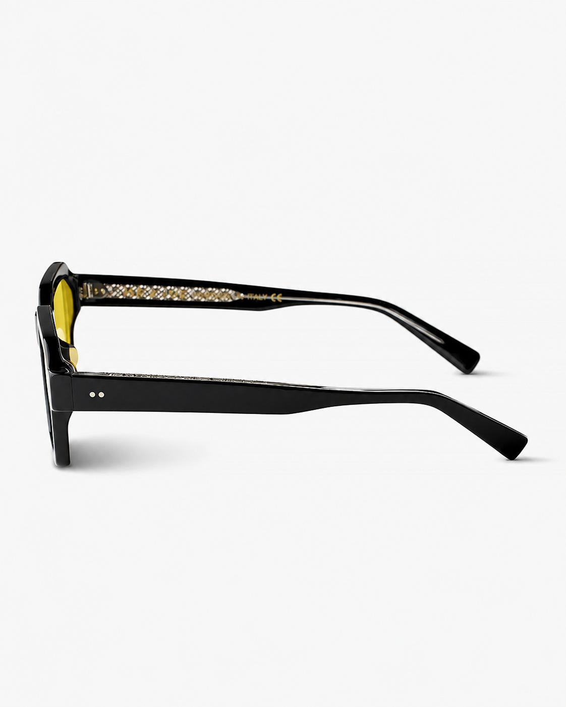 ME & JOE America black sunglasses with yellow lenses – side view