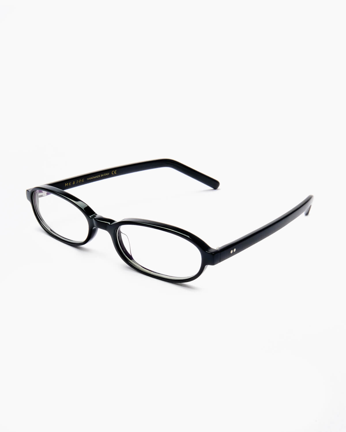 ME & JOE Iris black optical glasses – three-quarter view