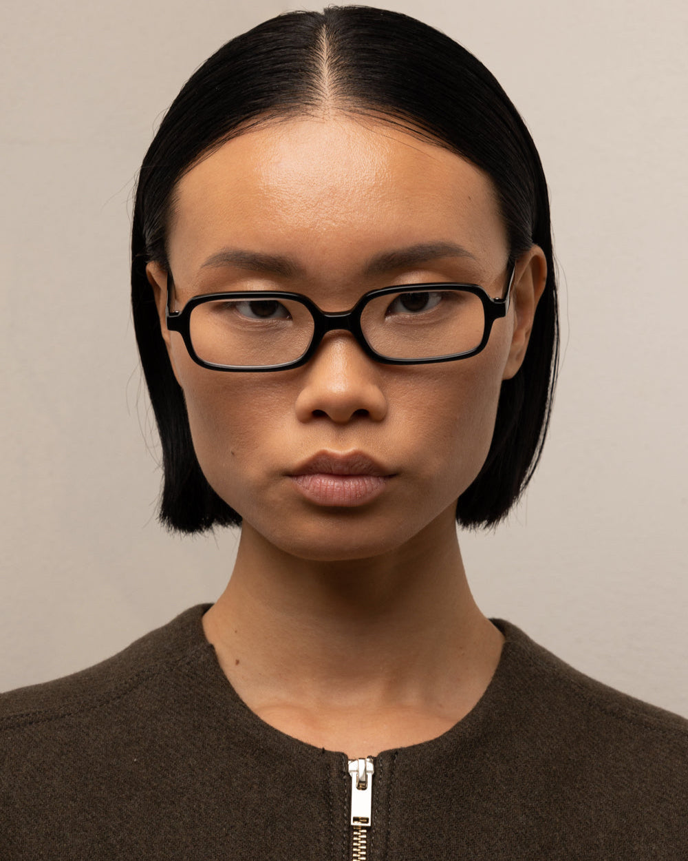 OPTICAL-WOMEN-MEN-UNISEX-MIKA-BLACK-FRONT featured_woman |BLACK