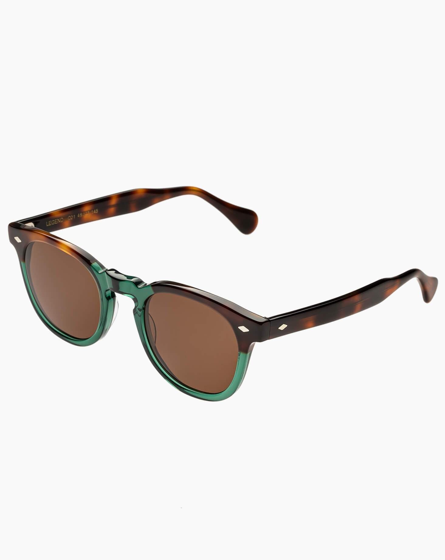 ME & JOE Legend tortoise green sunglasses – front three-quarter view