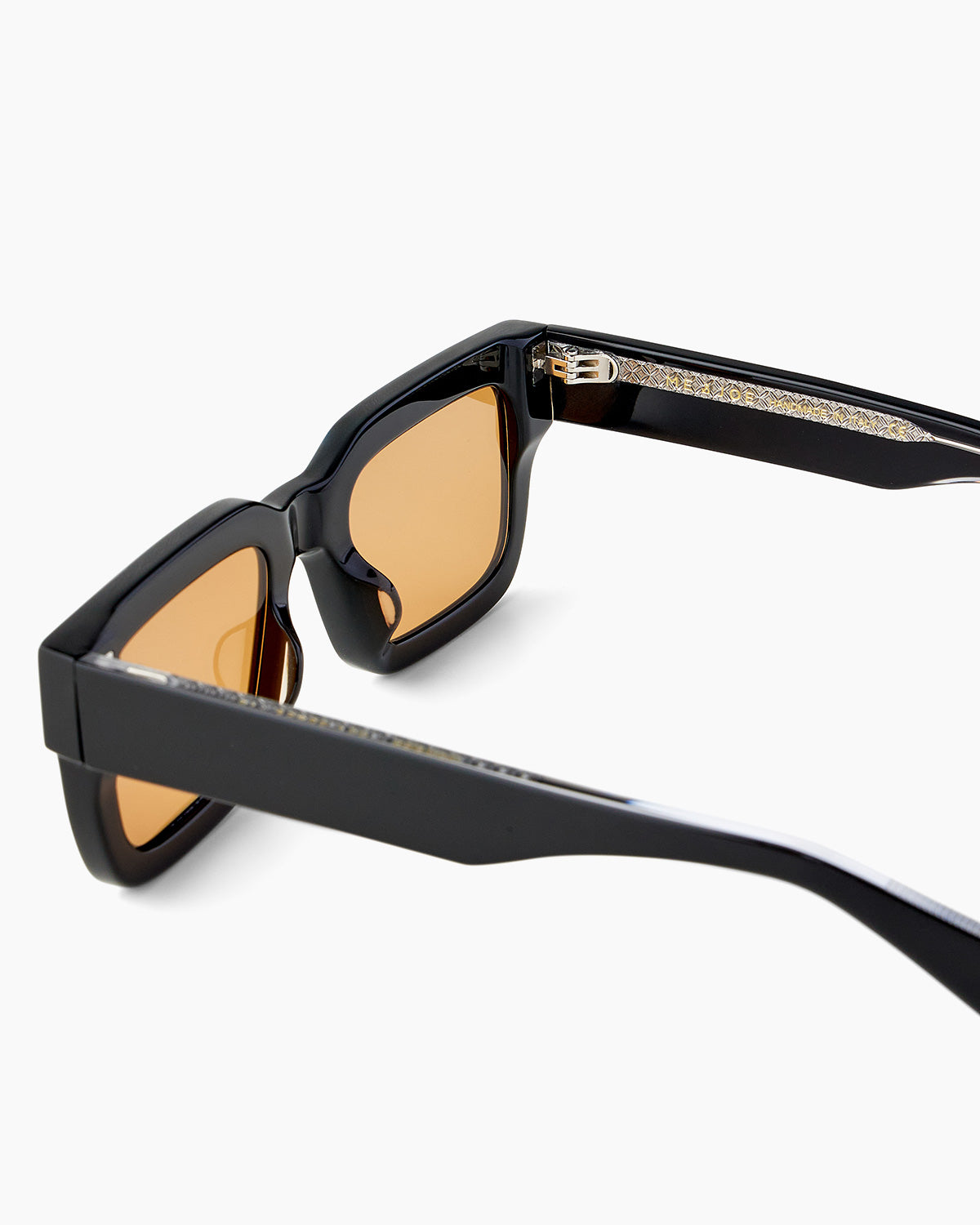 SUNGLASSES-WOMEN-MEN-UNISEX-COOPER-BLACK-CUSTOMLENSES-SUNSET-DETAIL |BLACK CUSTOM LENSES-SUNSET