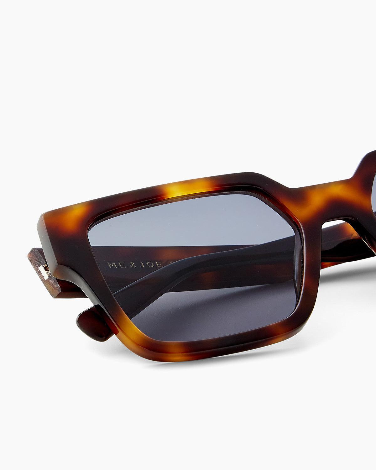 SUNGLASSES-WOMEN-MEN-UNISEX-OSCAR-TORTOISE-DETAIL |TORTOISE