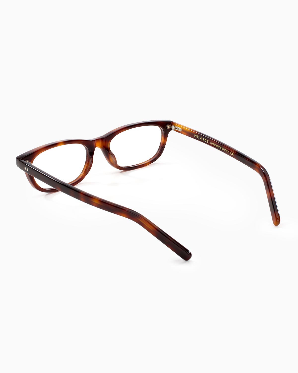 ME & JOE Darya tortoise optical glasses – three-quarter view