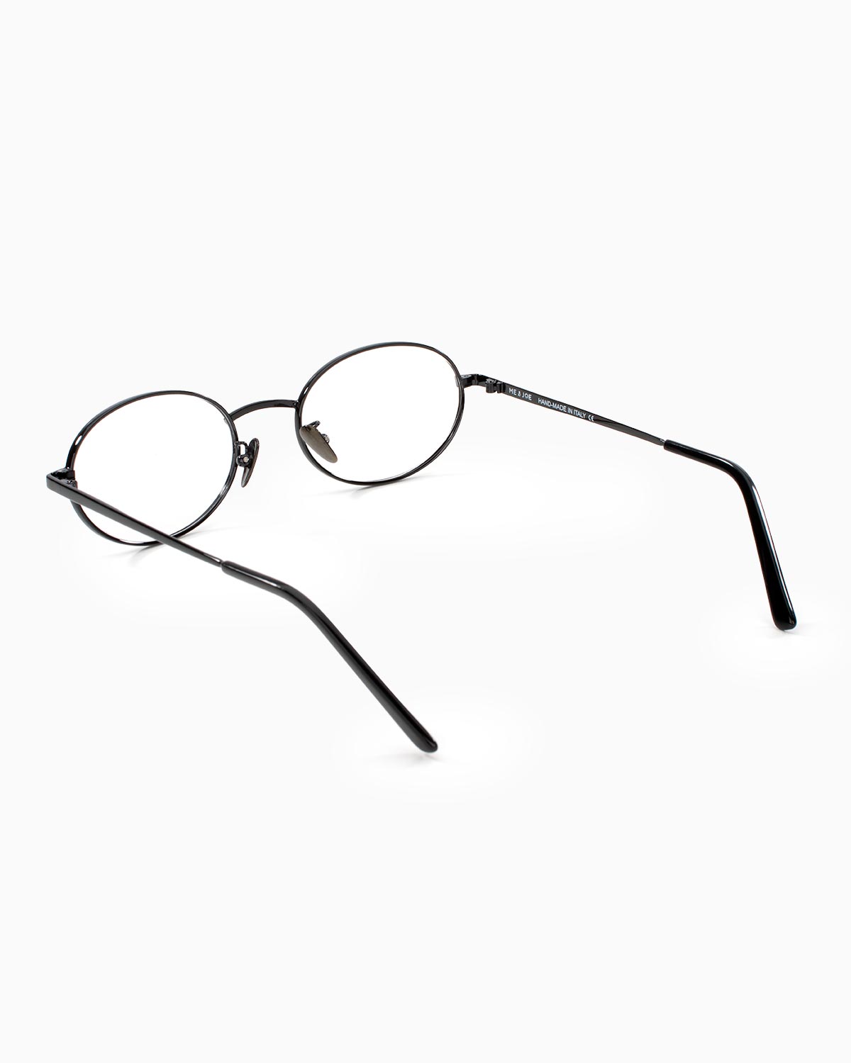 ME & JOE Elvie black optical glasses – three-quarter view