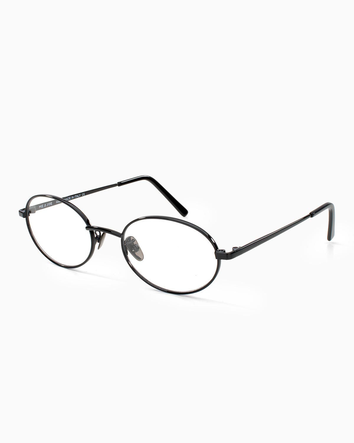 ME & JOE Elvie black optical glasses – three-quarter view
