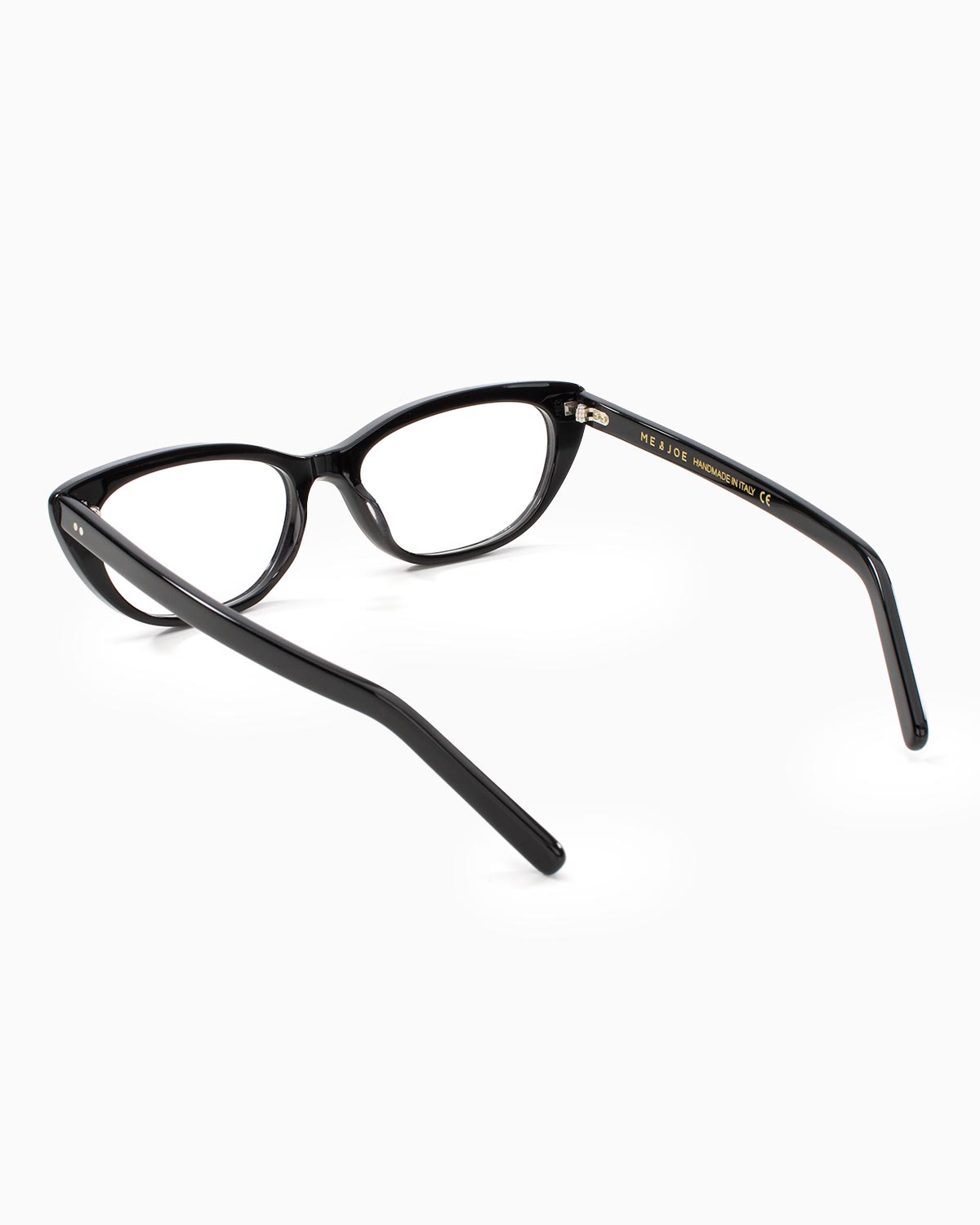 ME & JOE Emily black optical glasses – three-quarter view