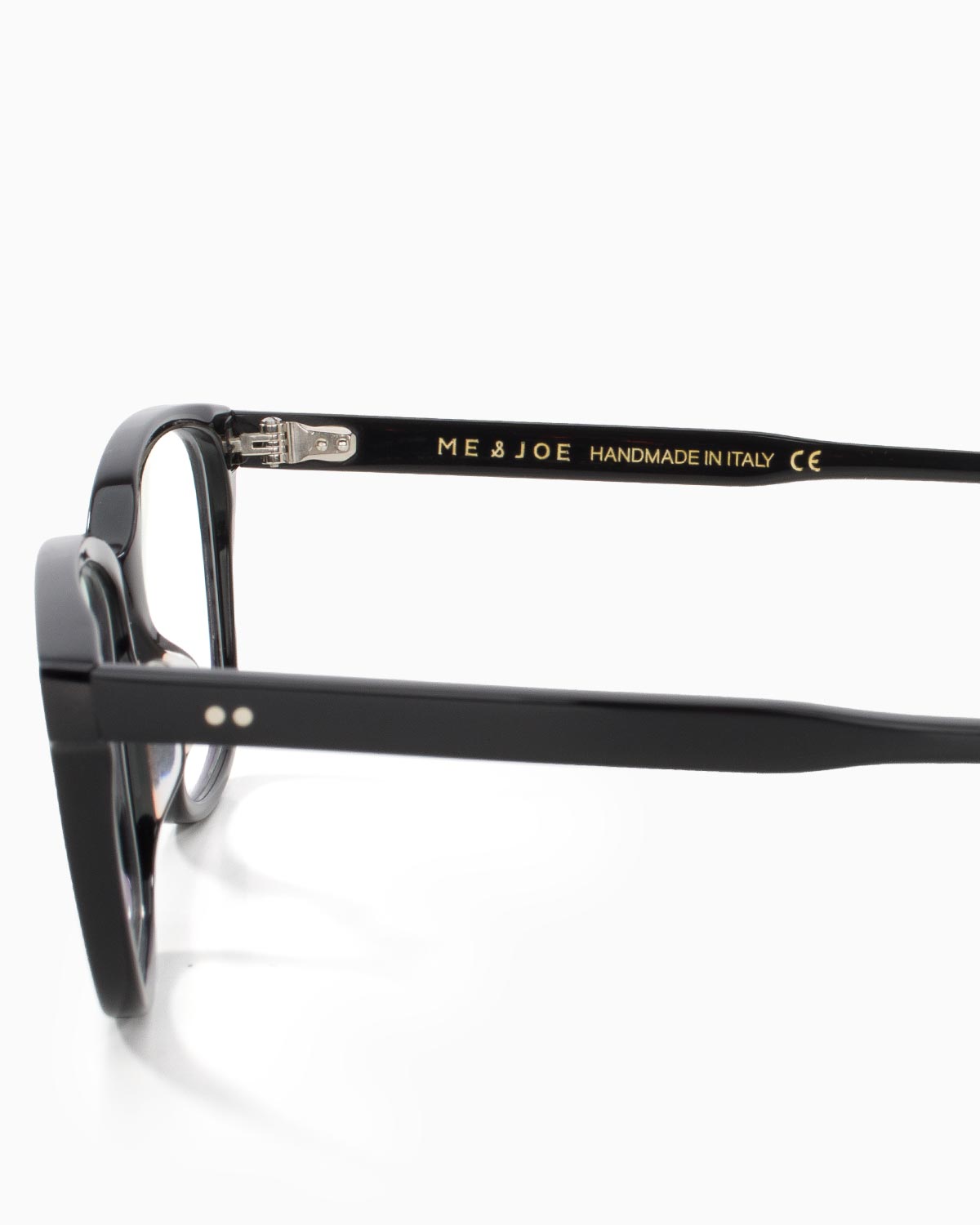 ME & JOE Erin black optical glasses – temple and logo detail