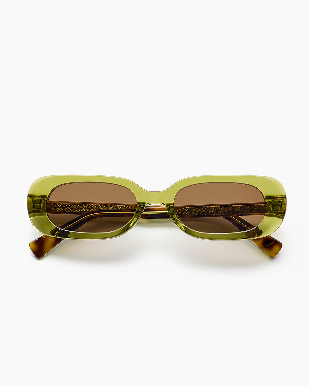 ME & JOE Gaby green tortoise sunglasses – front view