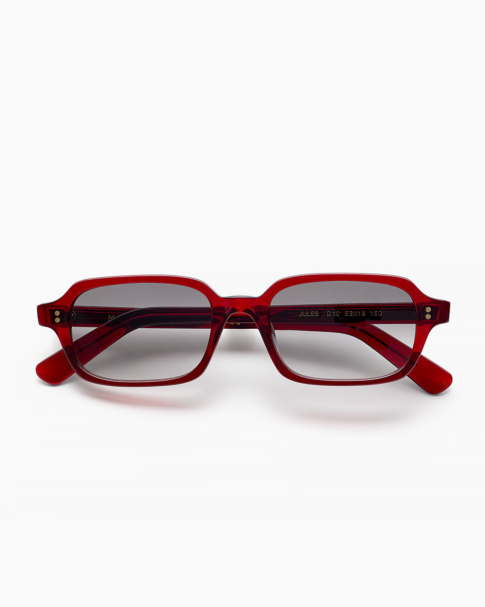 ME & JOE Jules burgundy sunglasses with black degrade lenses – front view