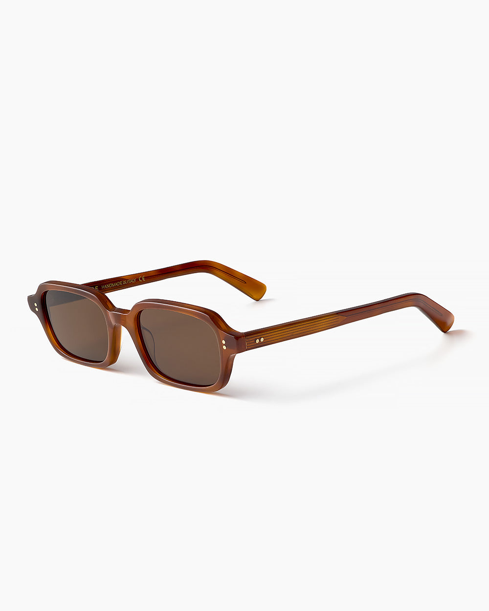 ME & JOE Jules havana sunglasses – three-quarter view