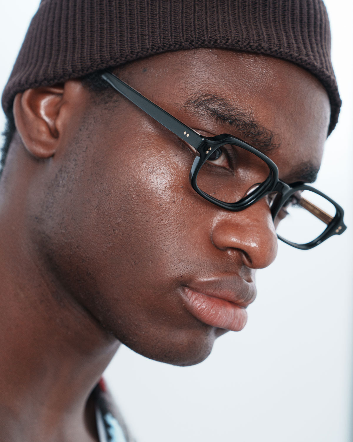 ME & JOE Jules black optical glasses – three-quarter view