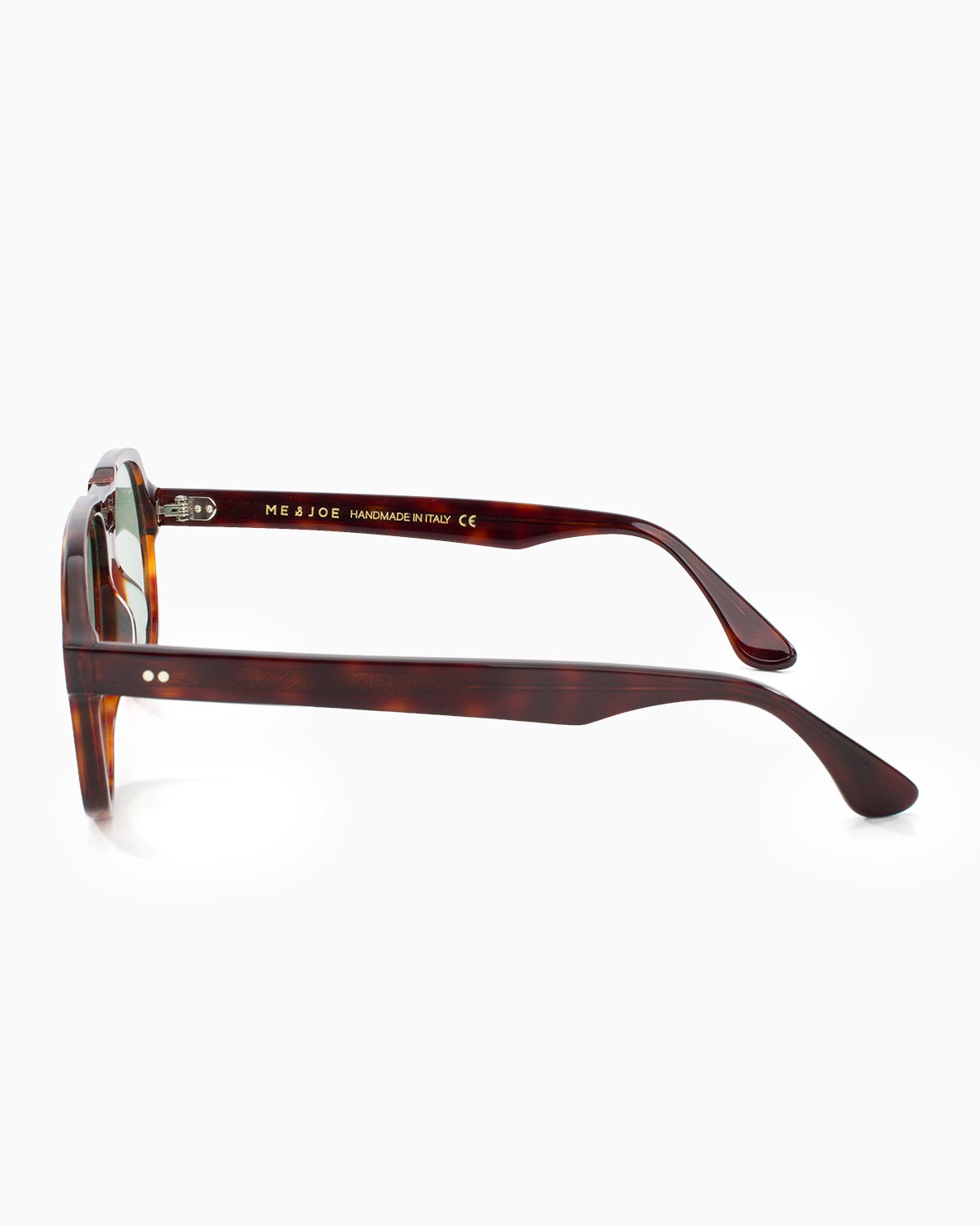 ME & JOE Maverick tortoise sunglasses with light green lenses - side view