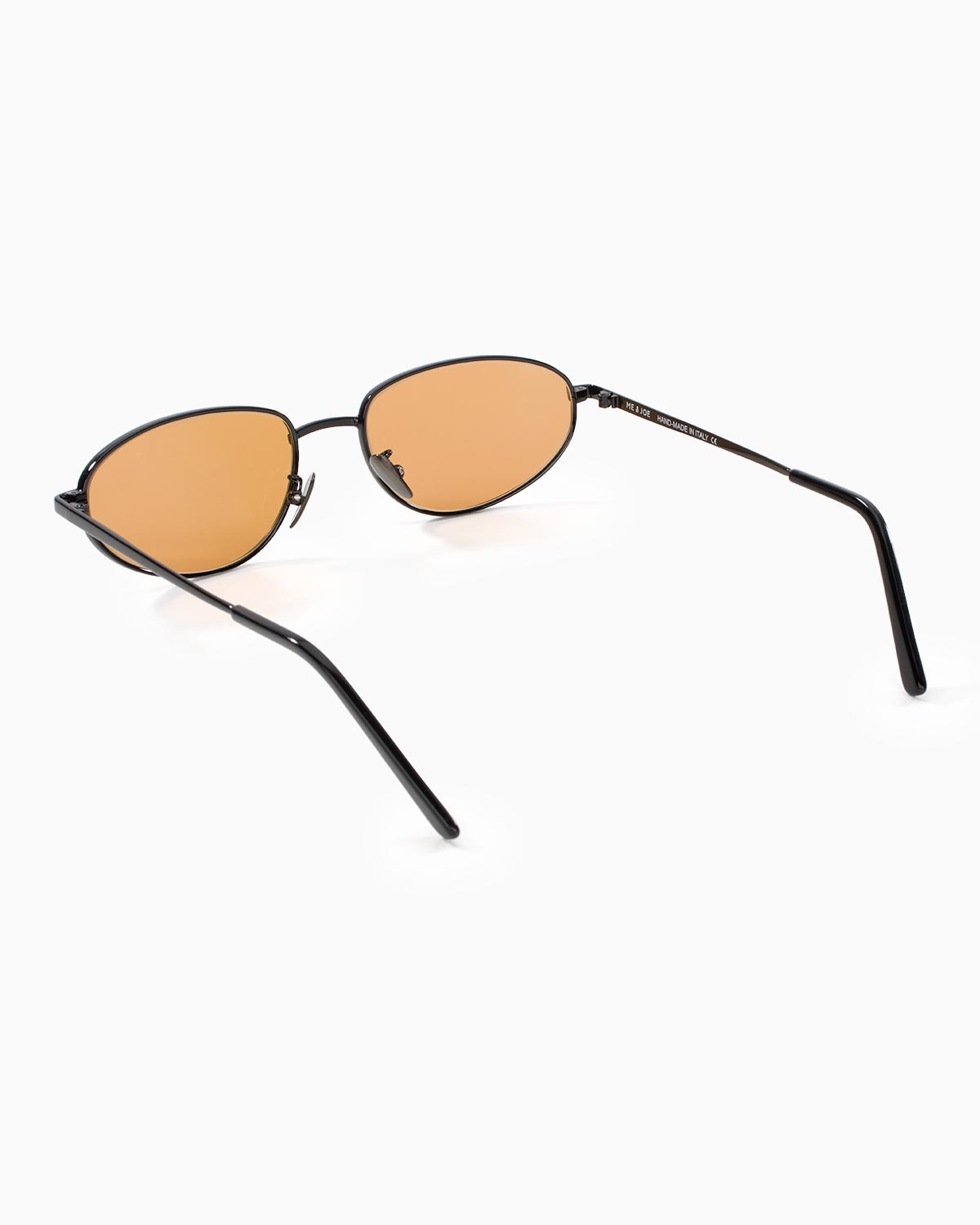 ME & JOE Noma Black sunglasses with orange lenses – rear three-quarter view