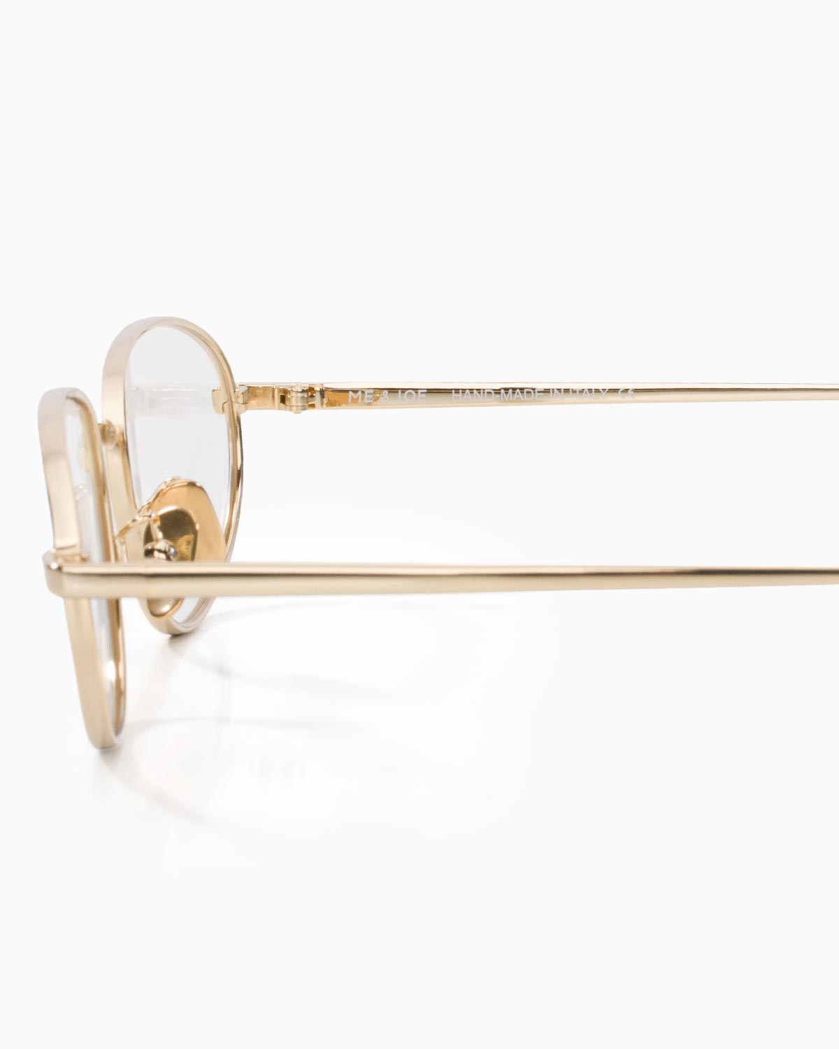 ME & JOE Noma Gold optical glasses – temple and logo detail