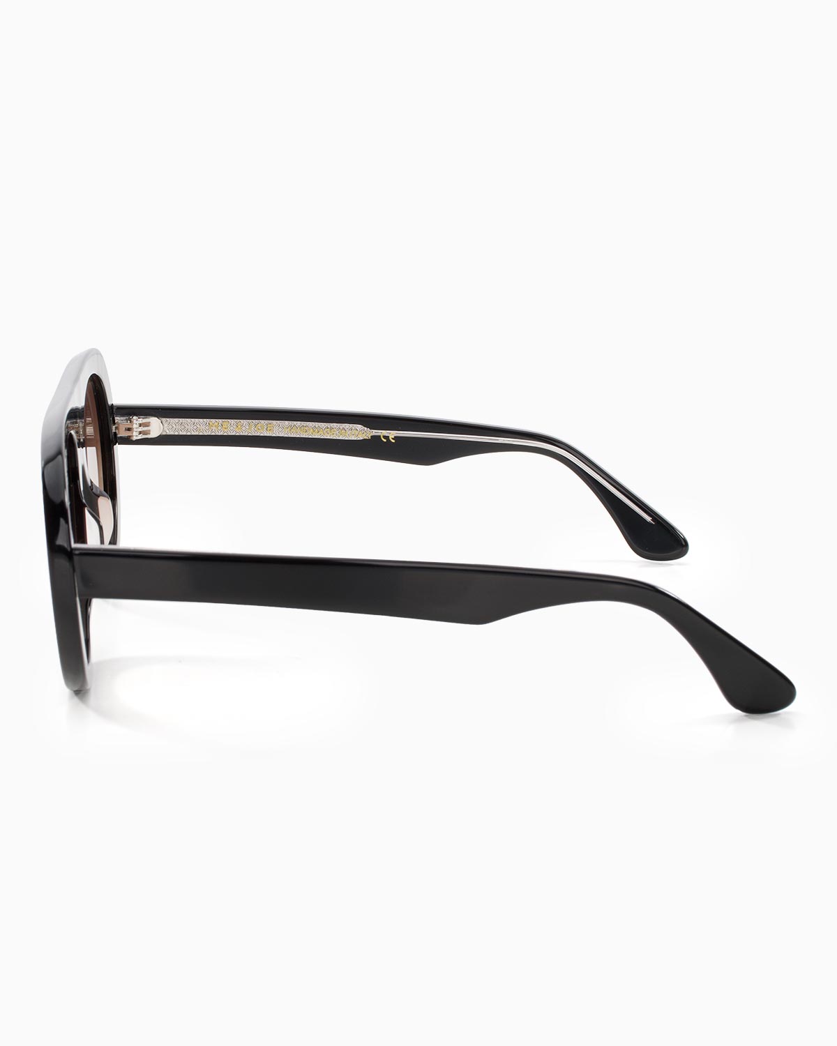 ME & JOE Riviera black sunglasses with brown gradient lenses –side view