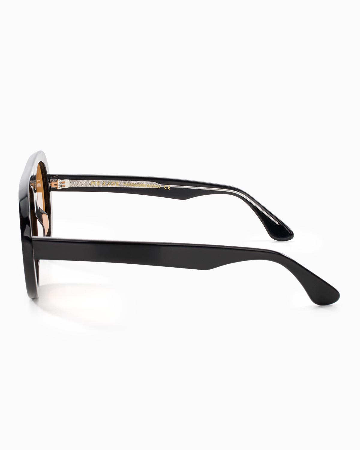 ME & JOE Riviera black sunglasses with orange lenses – side view