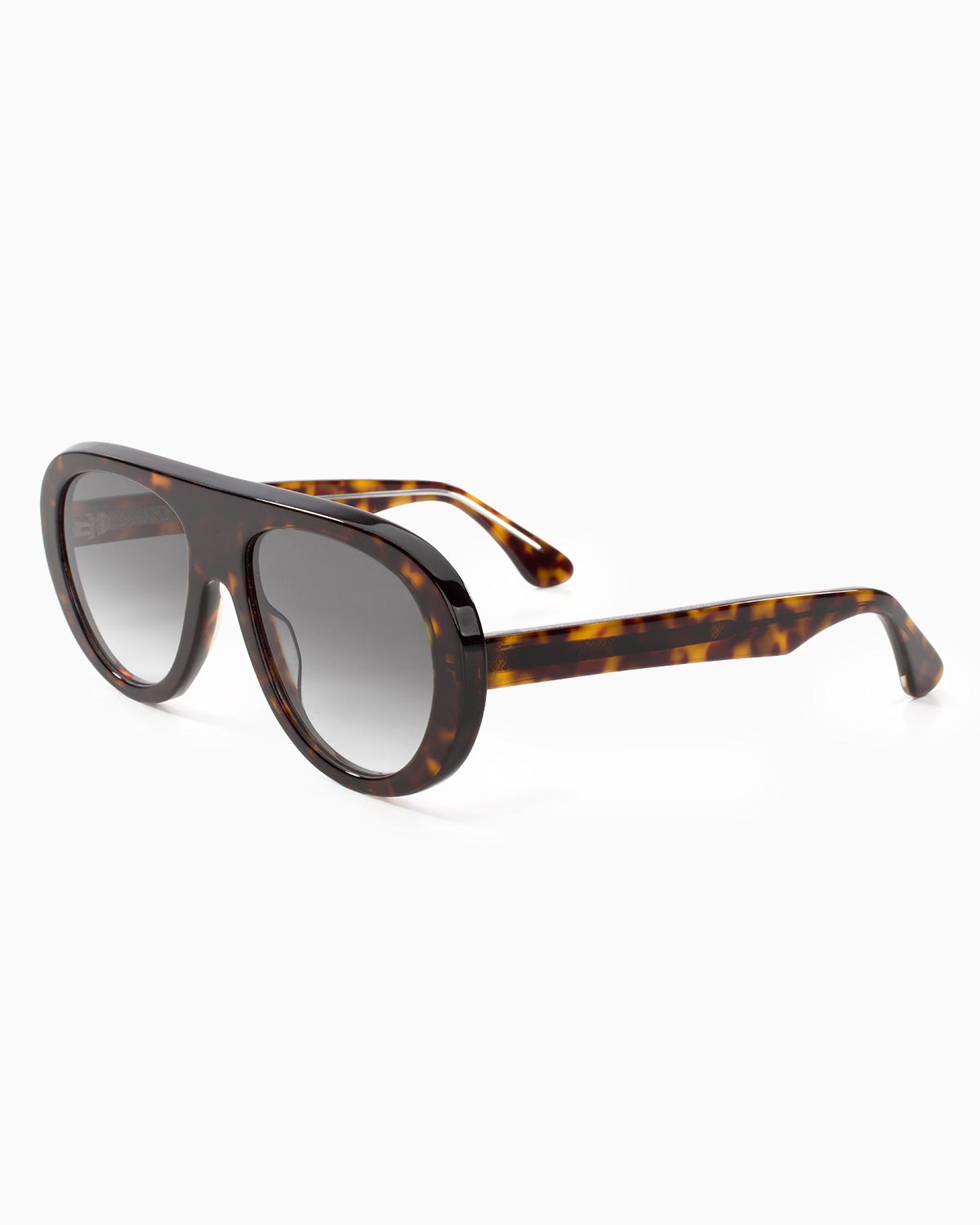 ME & JOE Riviera Tortoise sunglasses with grey gradient lenses – front three-quarter view