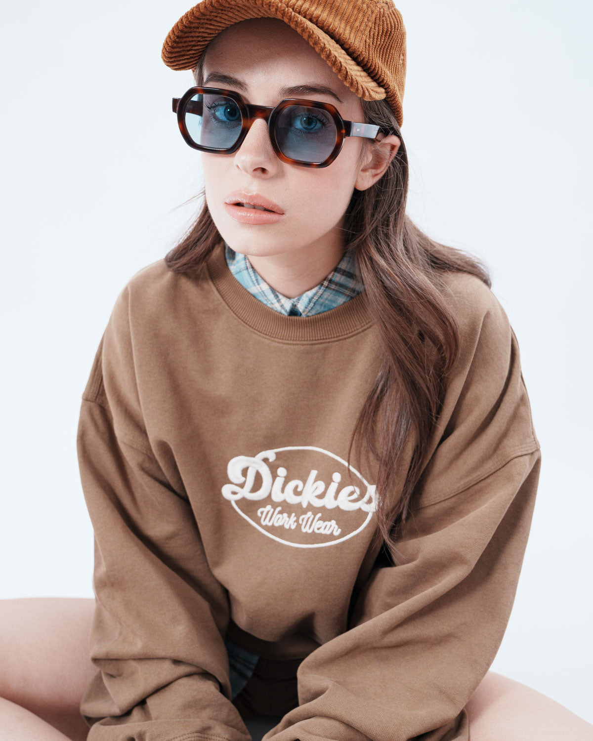 ME & JOE Sandro classic tortoise sunglasses with blue lenses – front view