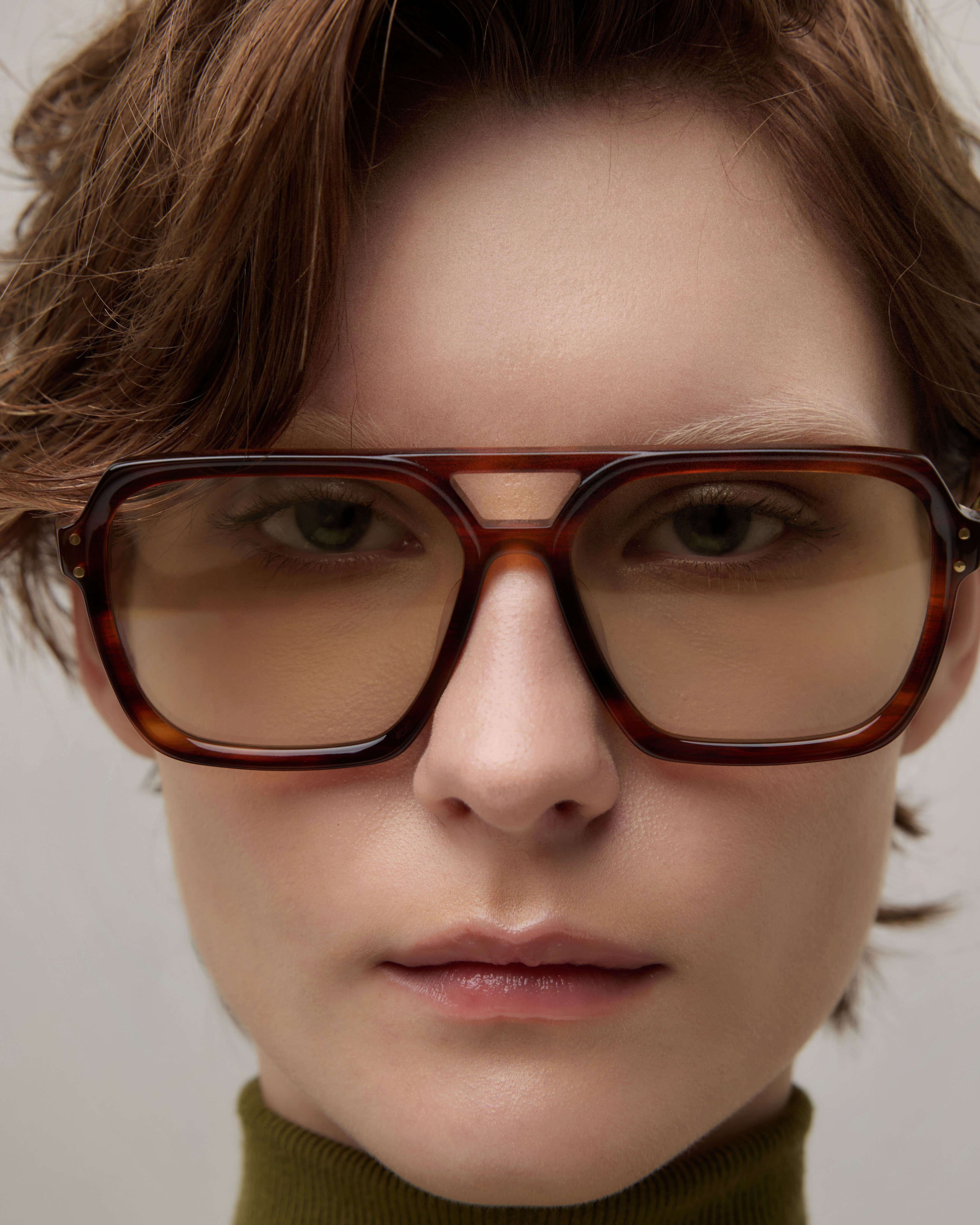 SUNGLASSES-WOMEN-MEN-UNISEX-MADISON-HAVANA-CUSTOMLENSES-SAND-FRONT-featured_woman||HAVANA CUSTOM LENSES-SAND