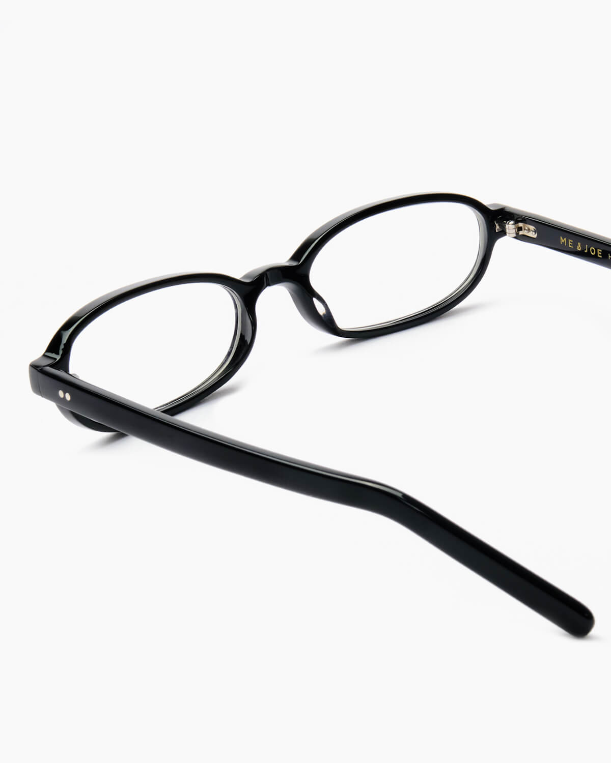 ME & JOE Iris black optical glasses – detail view