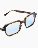 SUNGLASSES-WOMEN-MEN-UNISEX-DU_-TORTOISE-STUDIO-BLUE-DETAIL