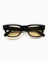 SUNGLASSES-WOMEN-MEN-UNISEX-DYLAN-BLACK-STUDIO-SAND-FRONT