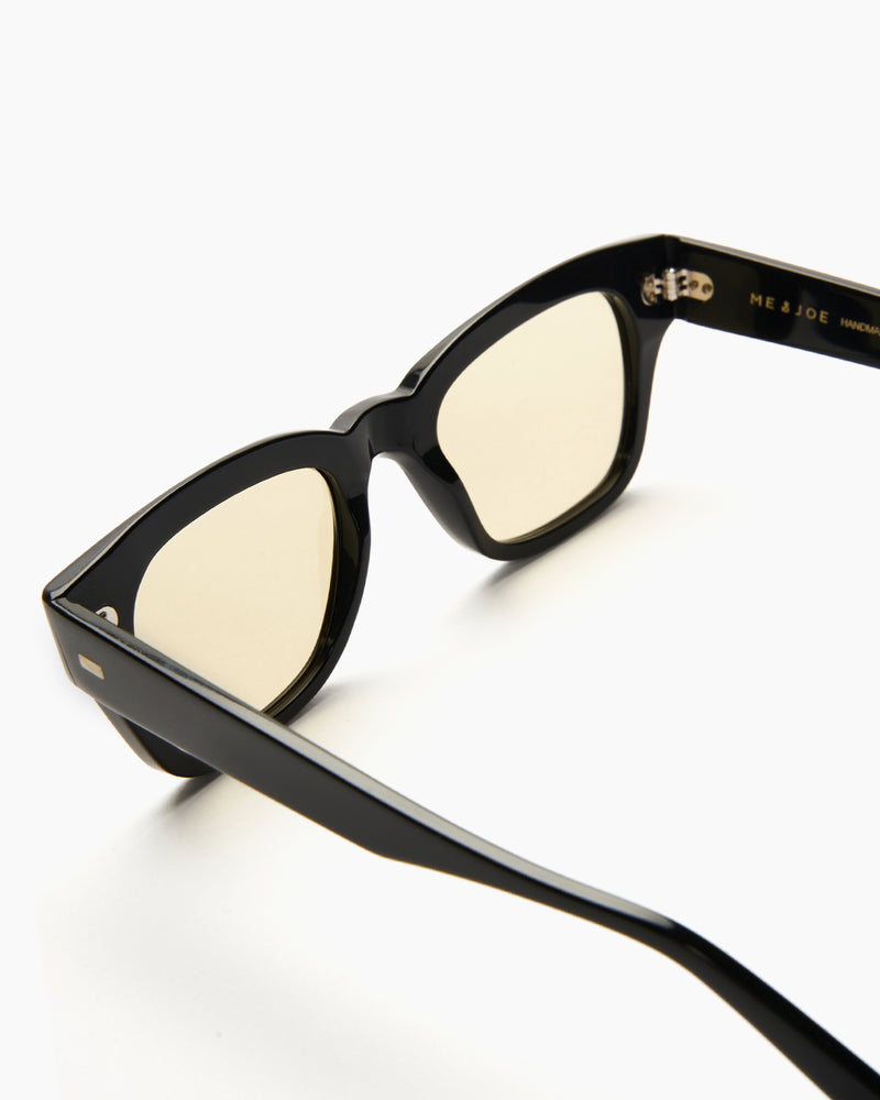 SUNGLASSES-WOMEN-MEN-UNISEX-DYLAN-BLACK-STUDIO-SAND-TEMPLE BLACK CUSTOM LENSES-SAND