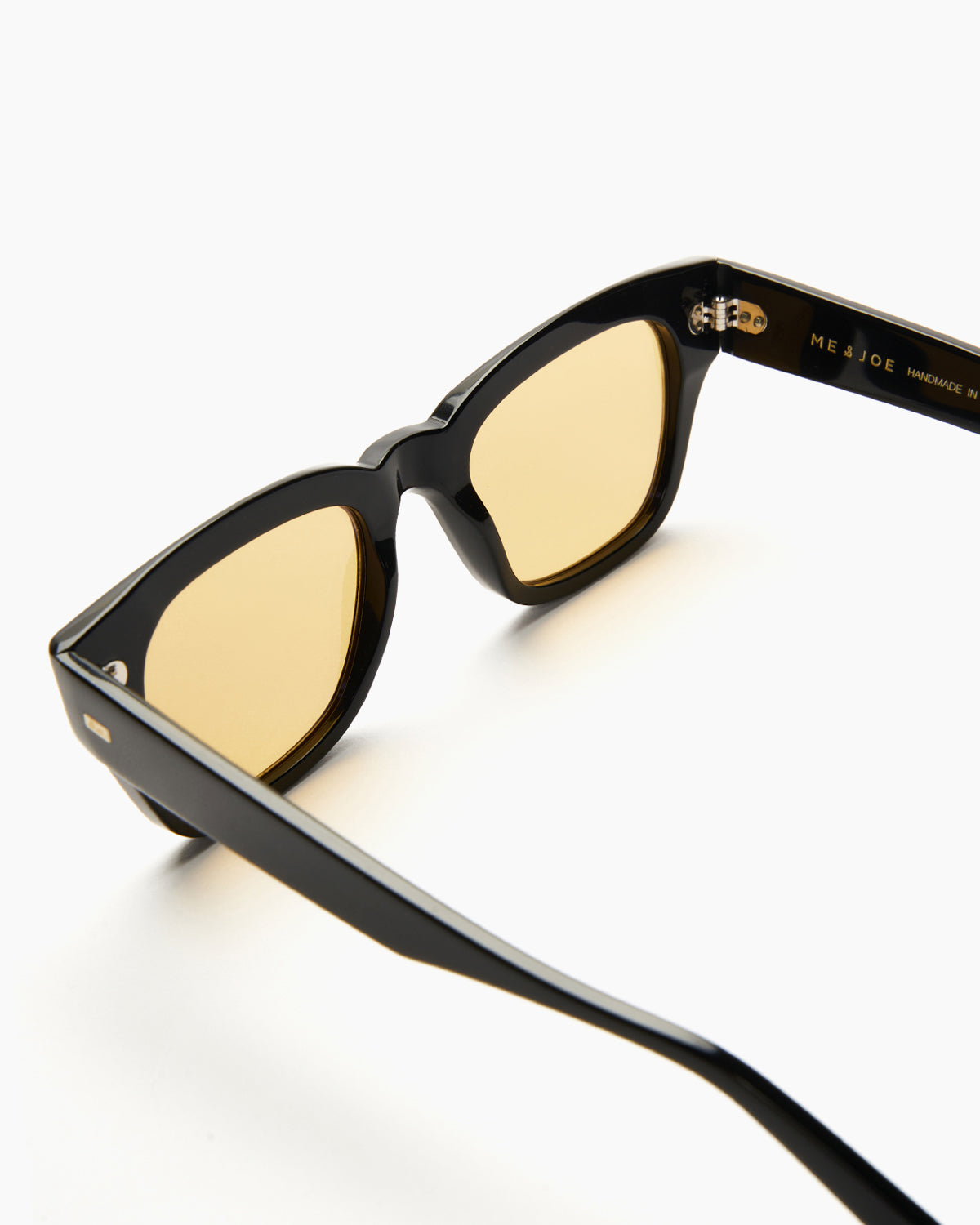 SUNGLASSES-WOMEN-MEN-UNISEX-DYLAN-BLACK-STUDIO-YELLOW-TEMPLE |BLACK CUSTOM LENSES-PINA COLADA