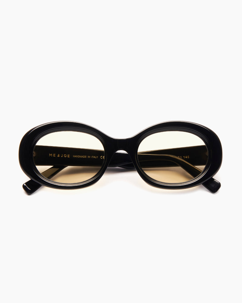 SUNGLASSES-WOMEN-MEN-UNISEX-KATE-BLACK-STUDIO-FRONT