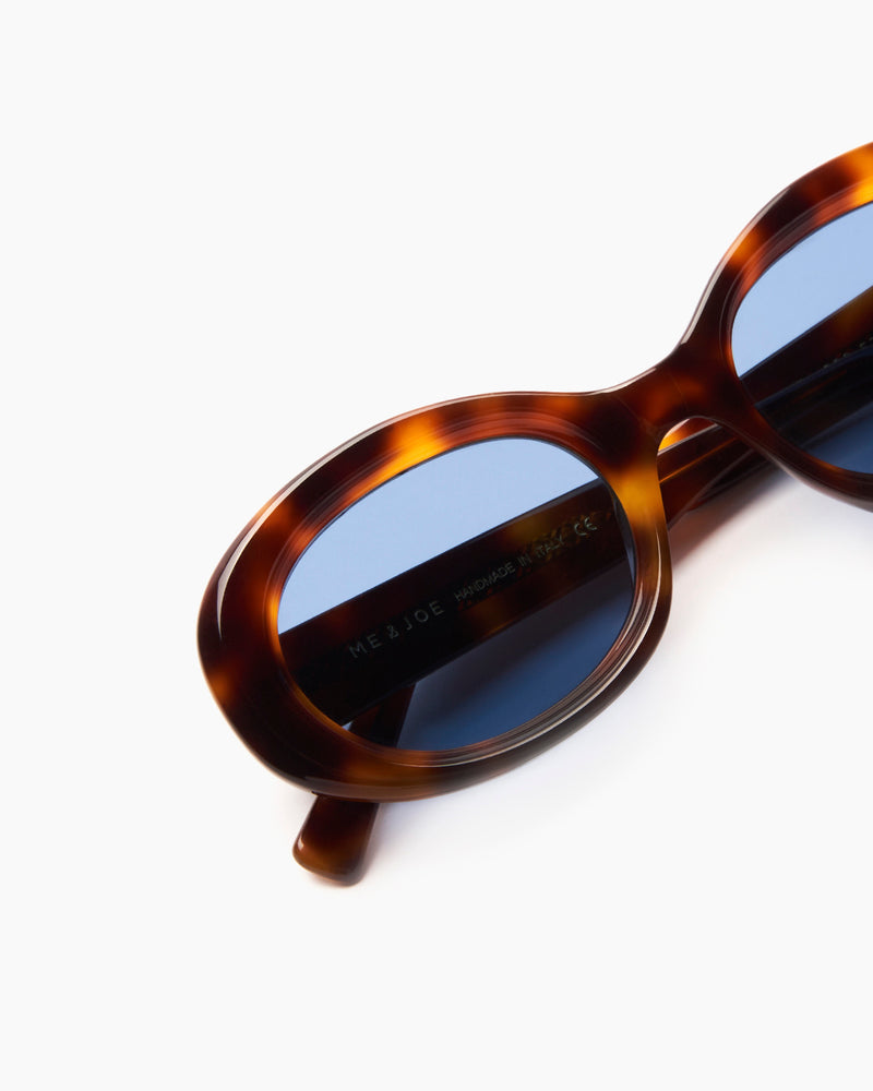 SUNGLASSES-WOMEN-MEN-UNISEX-KATE-TORTOISE-DETAIL