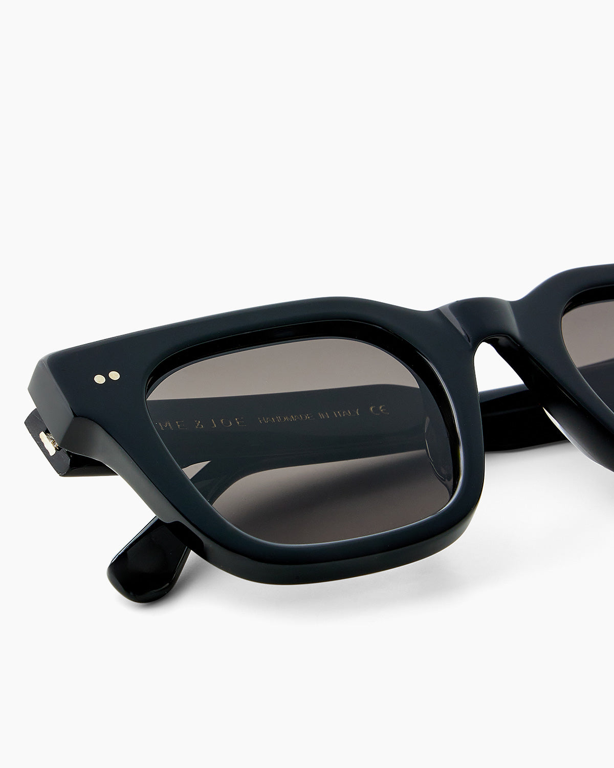SUNGLASSES-WOMEN-MEN-UNISEX-ROBERT-DETAIL | BLACK