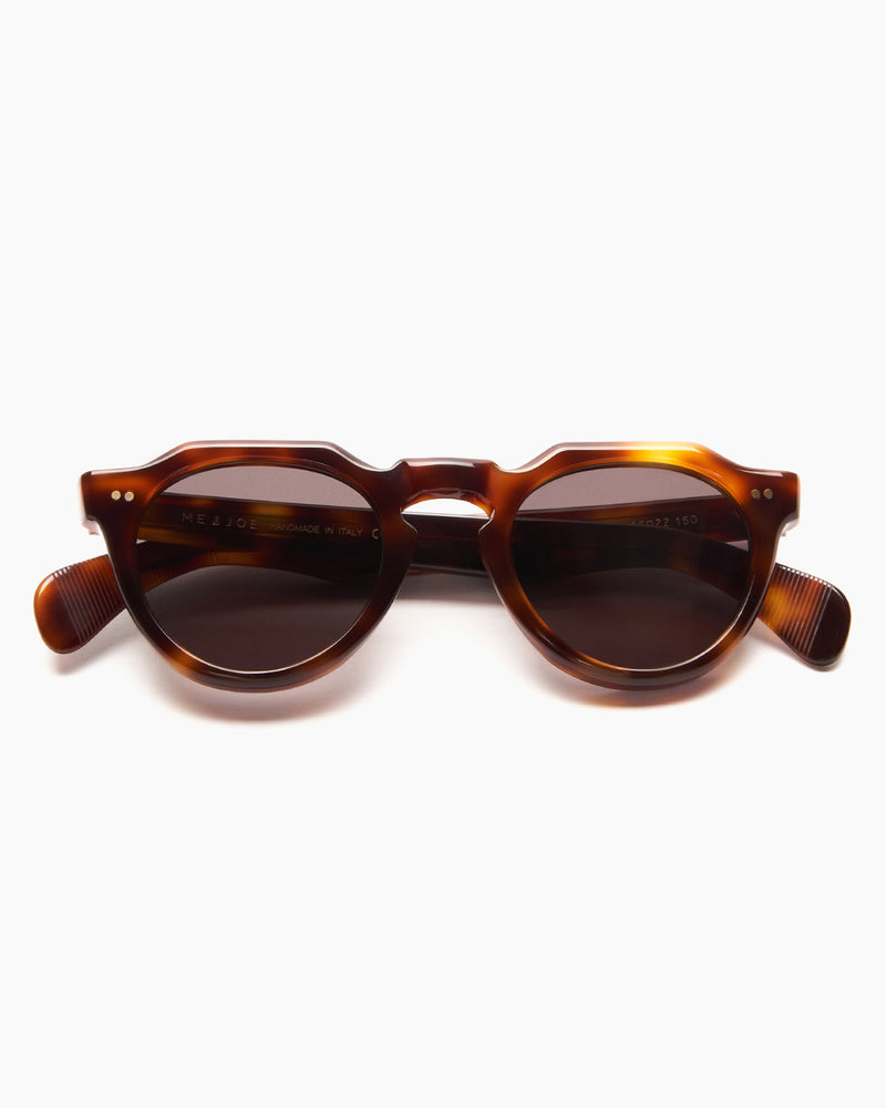 SUNGLASSES-WOMEN-MEN-UNISEX-BERLIN-TORTOISE-FRONT