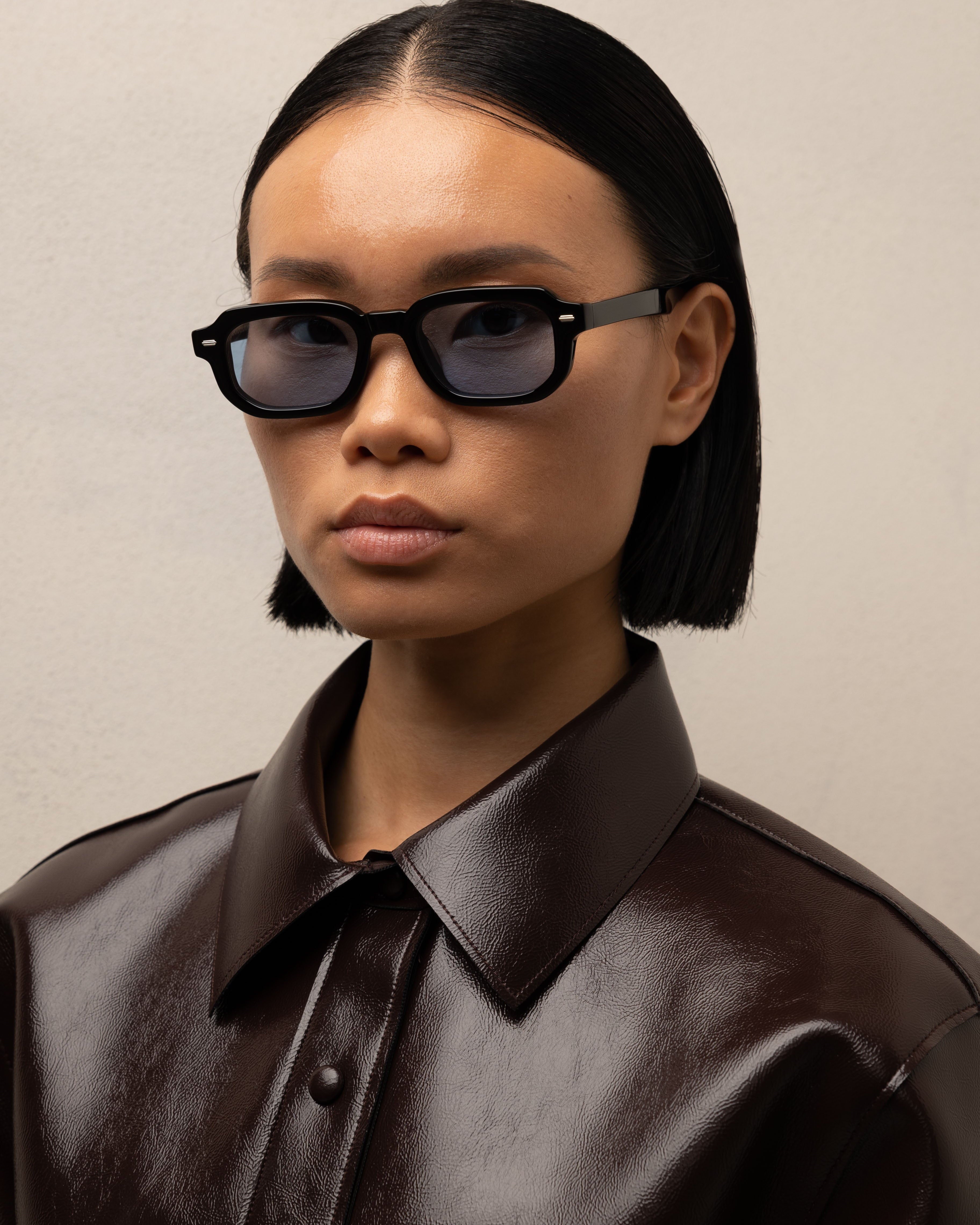 SUNGLASSES-WOMEN-UNISEX-CUSTOMELENSES-BLUEJEAN-DRAKE-BLACK-FRONT women_photo |BLACK CUSTOM LENSES-BLUE JEAN