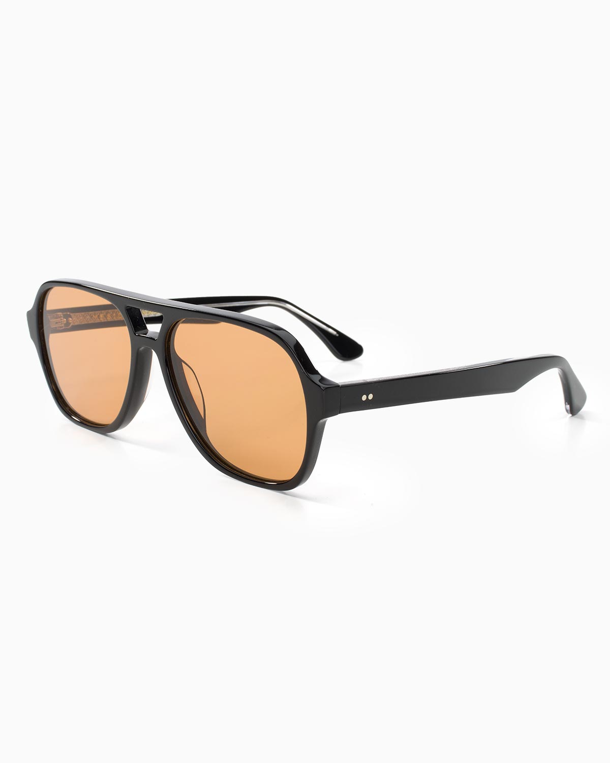 ME & JOE Atlas Black sunglasses with orange lenses – front three-quarter view