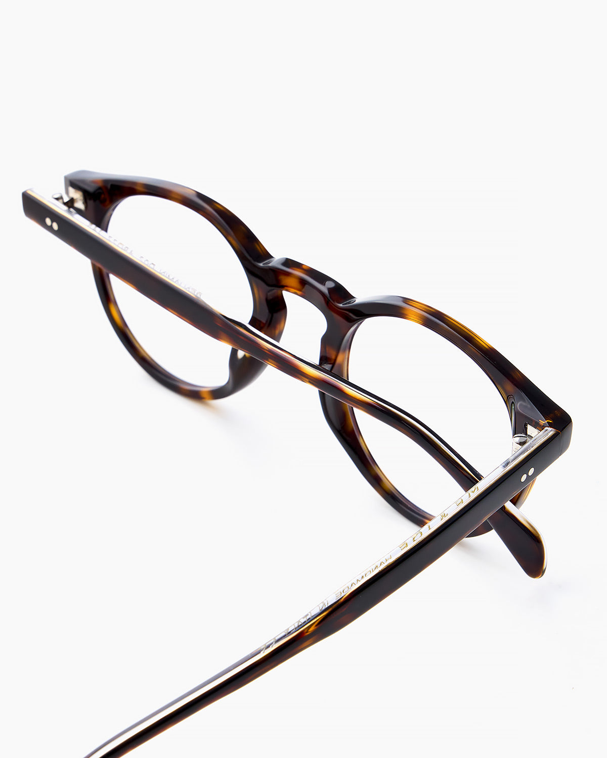 ME & JOE Benjamin tortoise optical glasses – angled view