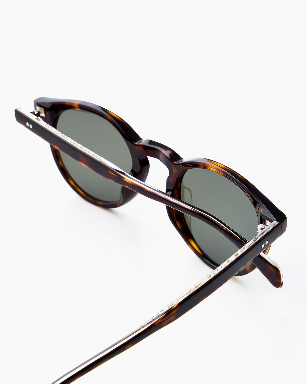 ME & JOE Benjamin tortoise sunglasses – angled view