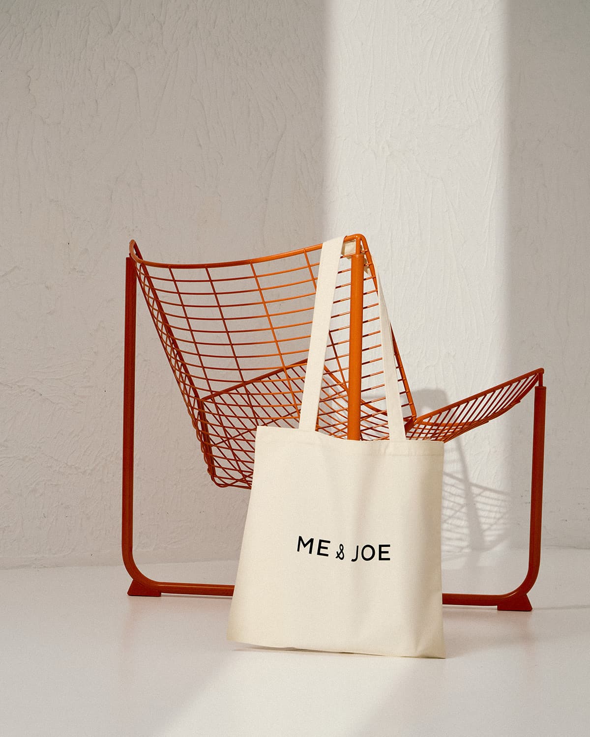ME & JOE cotton tote bag in natural color with black logo