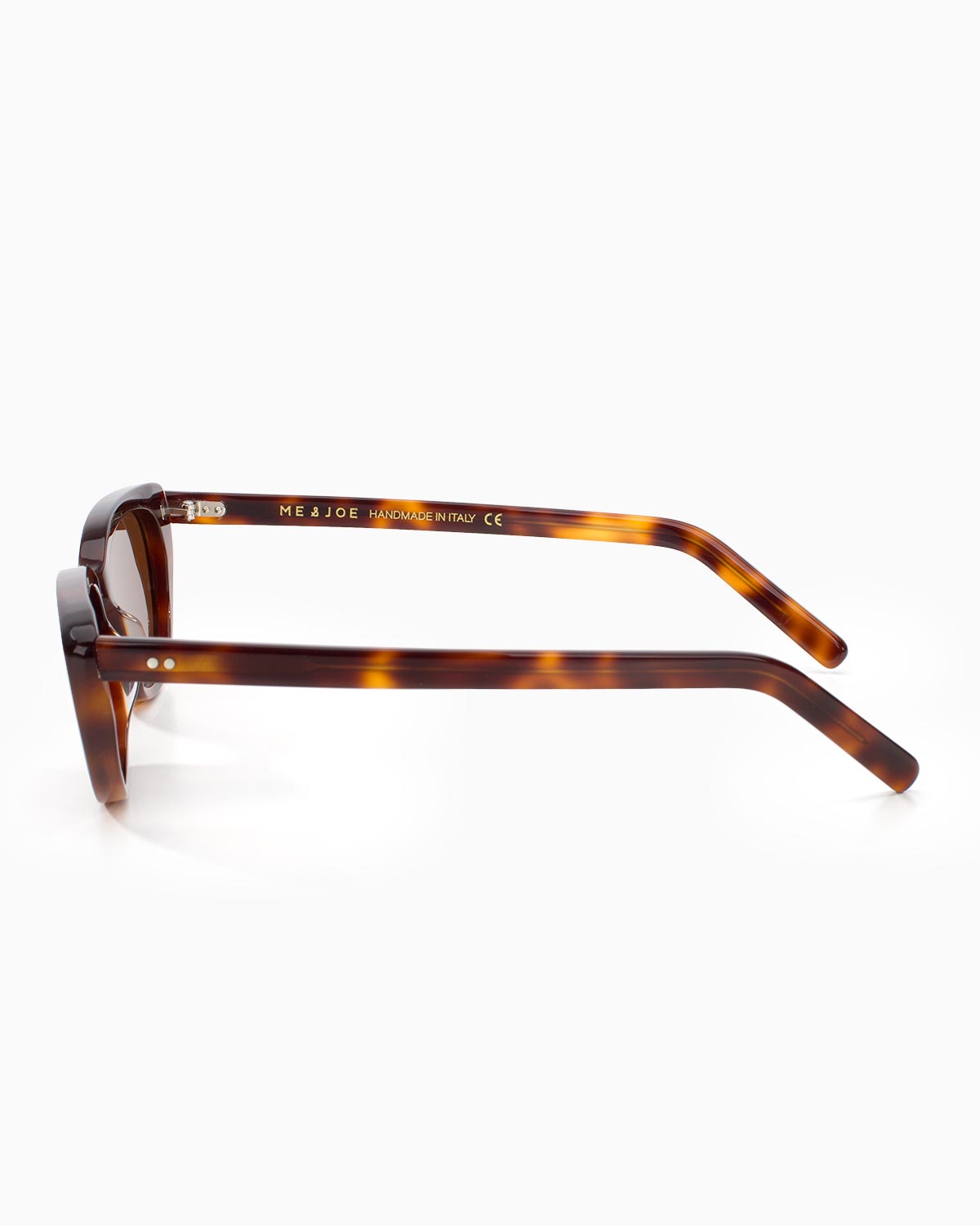 ME & JOE Emily tortoise sunglasses – side view