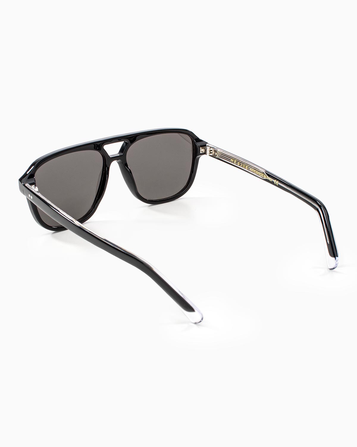 ME & JOE Hector black-sunglasses – three-quarter- view