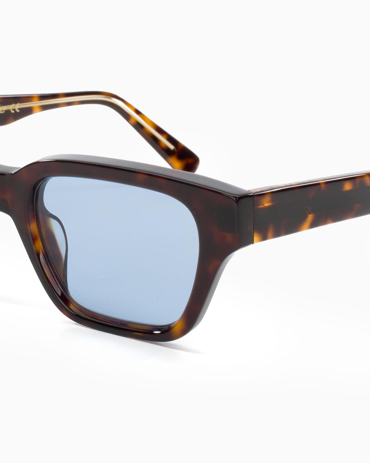 LEONE CUSTOM MADE LENSES