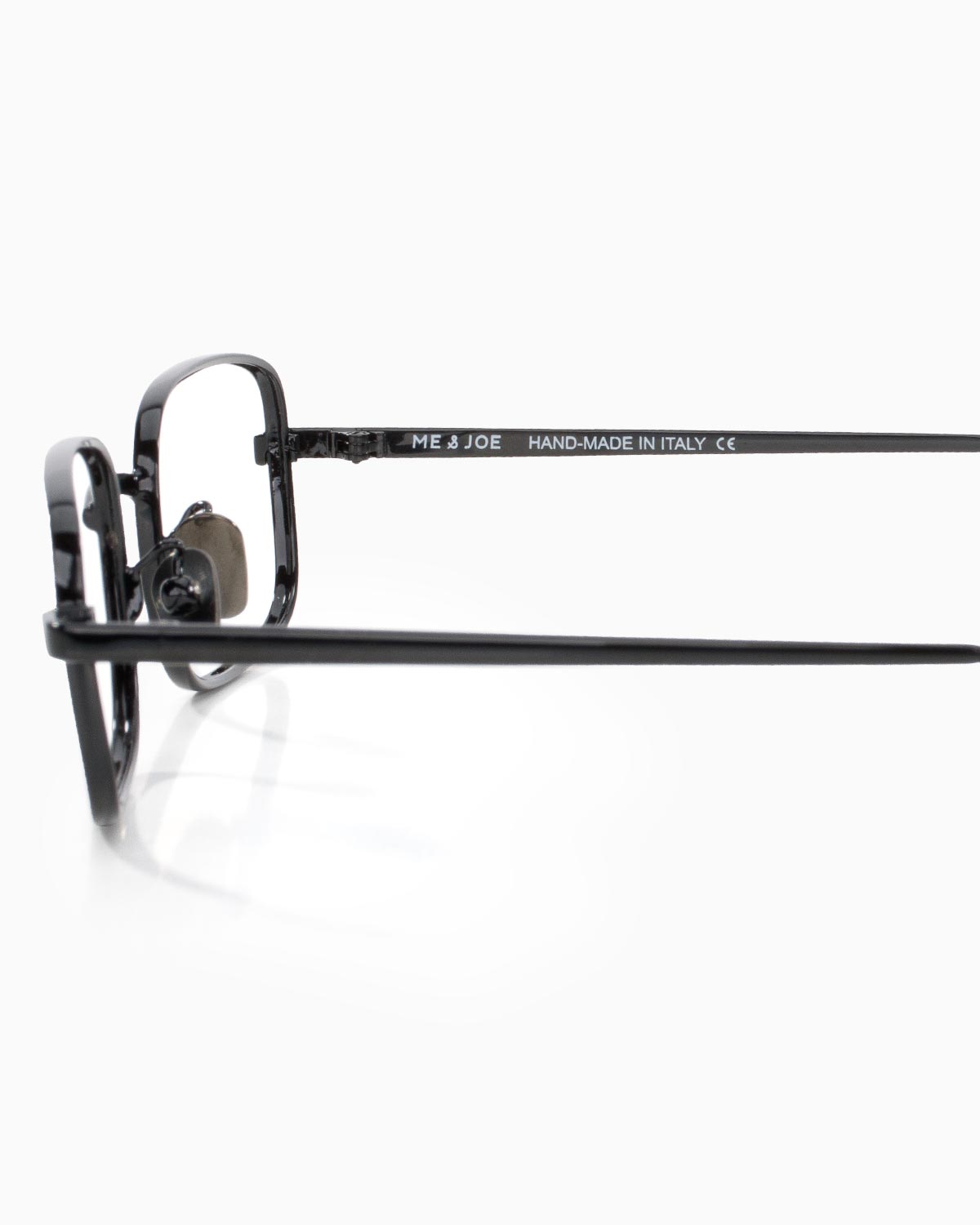 ME & JOE Luca Black optical glasses – temple and logo detail