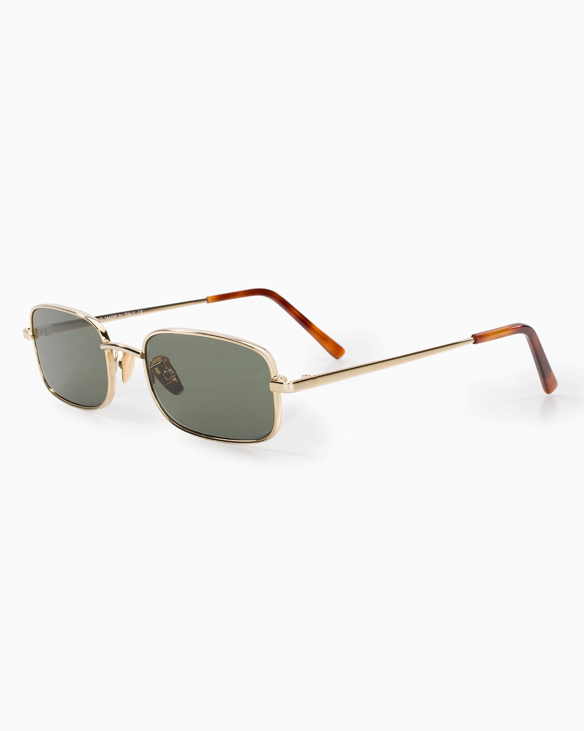 ME & JOE Luca gold sunglasses – front three-quarter view