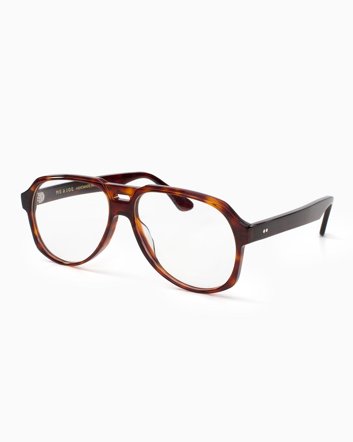ME & JOE Maverick tortoise optical glasses – three-quarter view