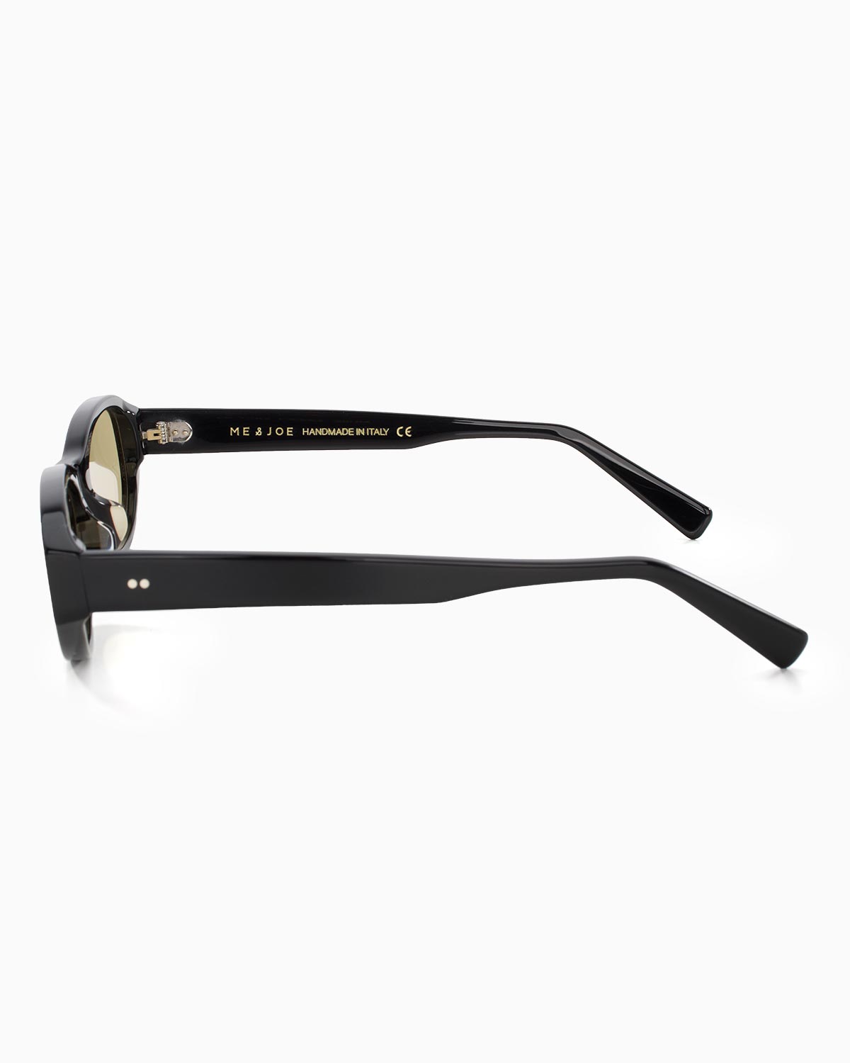 ME & JOE Muse black sunglasses with amber lenses – side view