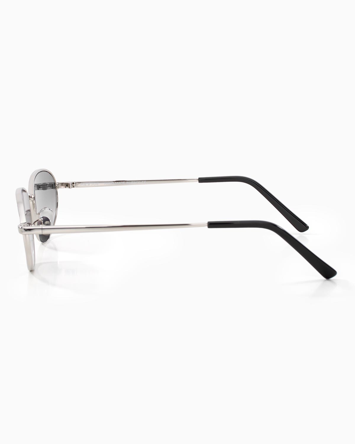 ME & JOE Noma Silver sunglasses with gradient grey  lenses – side view