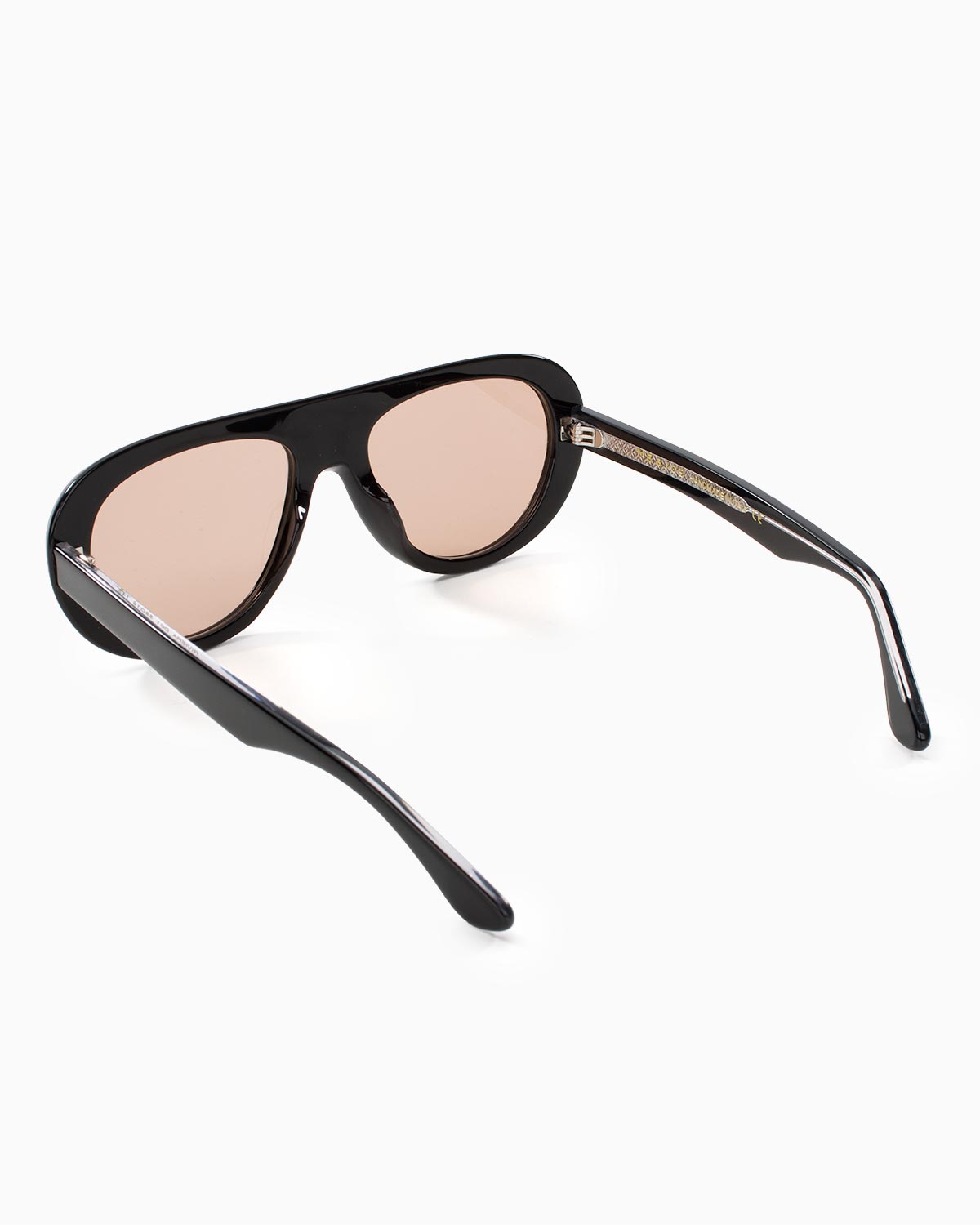 ME & JOE Riviera black sunglasses with light brown lenses –three-quarter view