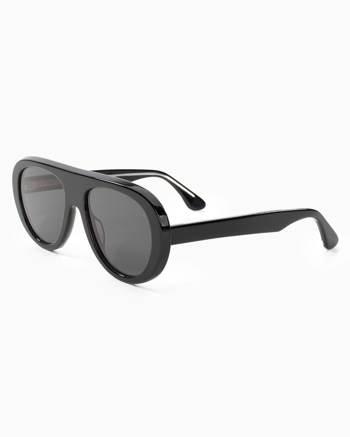 ME & JOE Riviera black sunglasses-three-quarter view